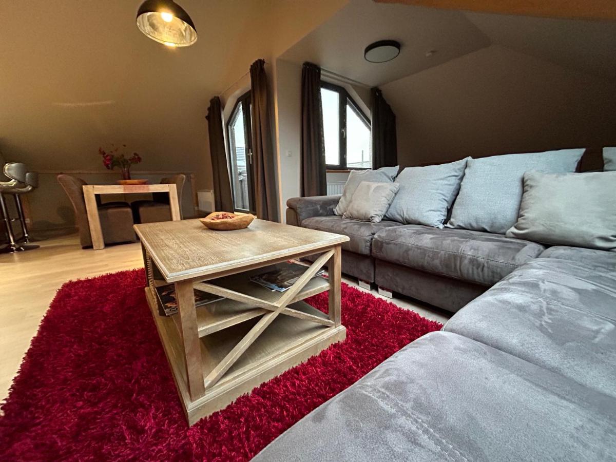 Race & Rooms Appartment Stavelot Dış mekan fotoğraf